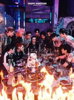 세븐틴 5집 첫 주 판매량 252만장…올해 K팝 최다