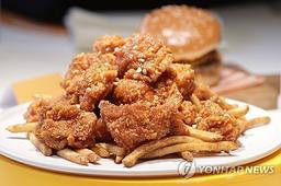 톰 크루즈 이어 젠슨 황도 찾는 K치킨…외국인 '최애'