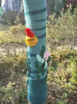 뜨개옷 입는 겨울나무들…8일 송파구 '위례 트리니팅' 전시