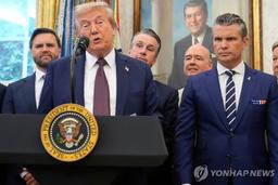 트럼프, 핵무기 시험 재개 지시…33년만에 핵정책 급선회하나(종합)