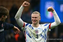 '괴물' 홀란 8경기 16골…노르웨이, 28년 만에 월드컵 본선 진출