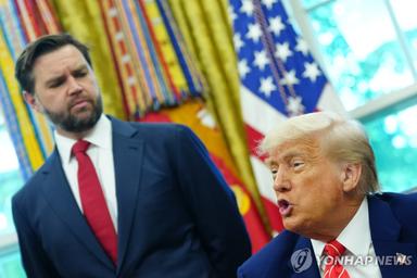 美, '쉬운 상대' 英과 첫 무역합의…타국에 신속합의 압박 전략?