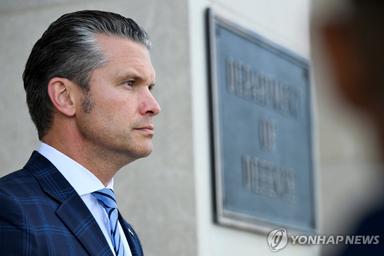 "中과 충돌 추구 안한다"는 美국방…대중 정책 중대 전환 신호?