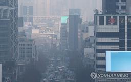 미세먼지 가득한 겨울의 시작 '입동'…출근길 안개 주의
