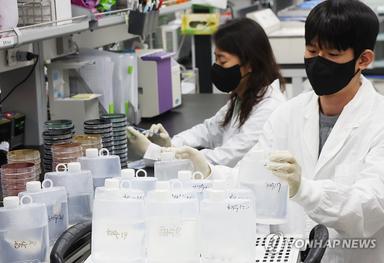 살모넬라·캄필로박터균 감염 한달새 2배…"잘 씻고 익혀드세요"