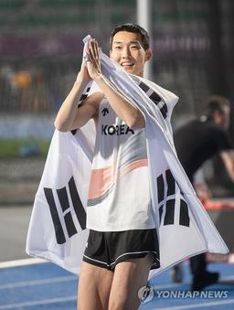 '7연승 도전' 우상혁, 12일 올림픽 金·銀 커·매큐언과 대결