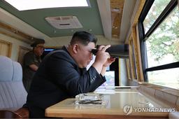 김정은 "9차 당대회서 핵무력·상용무력 병진정책 제시할 것"