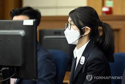 법원, 김건희 재판중계 일부 허가…오늘 문서증거 조사 전까지