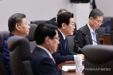  문서화 인쇄 폰트 크기 [경주APEC] 李대통령 "AI이니셔티브 제안…거대한 변화를 기회로 만들어야"