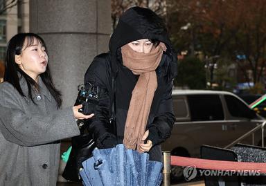 '요금 0원' 미끼 경쟁…대기업 알뜰폰 규제 우회 논란