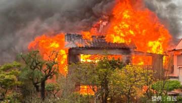 「燃えて熱風が」鹿児島市で住宅が全焼　２人の死亡を確認